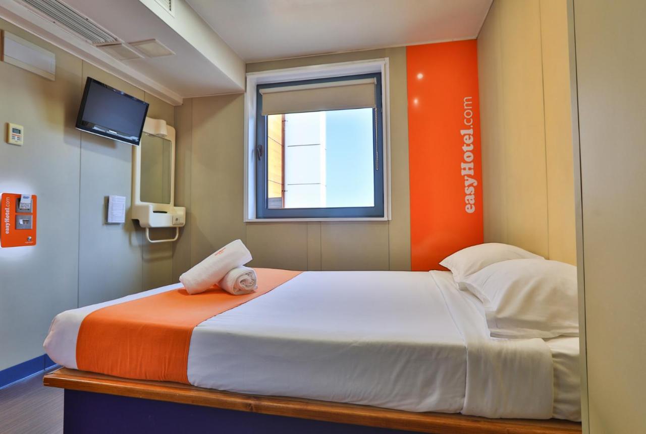 Easyhotel Sofia Exterior photo