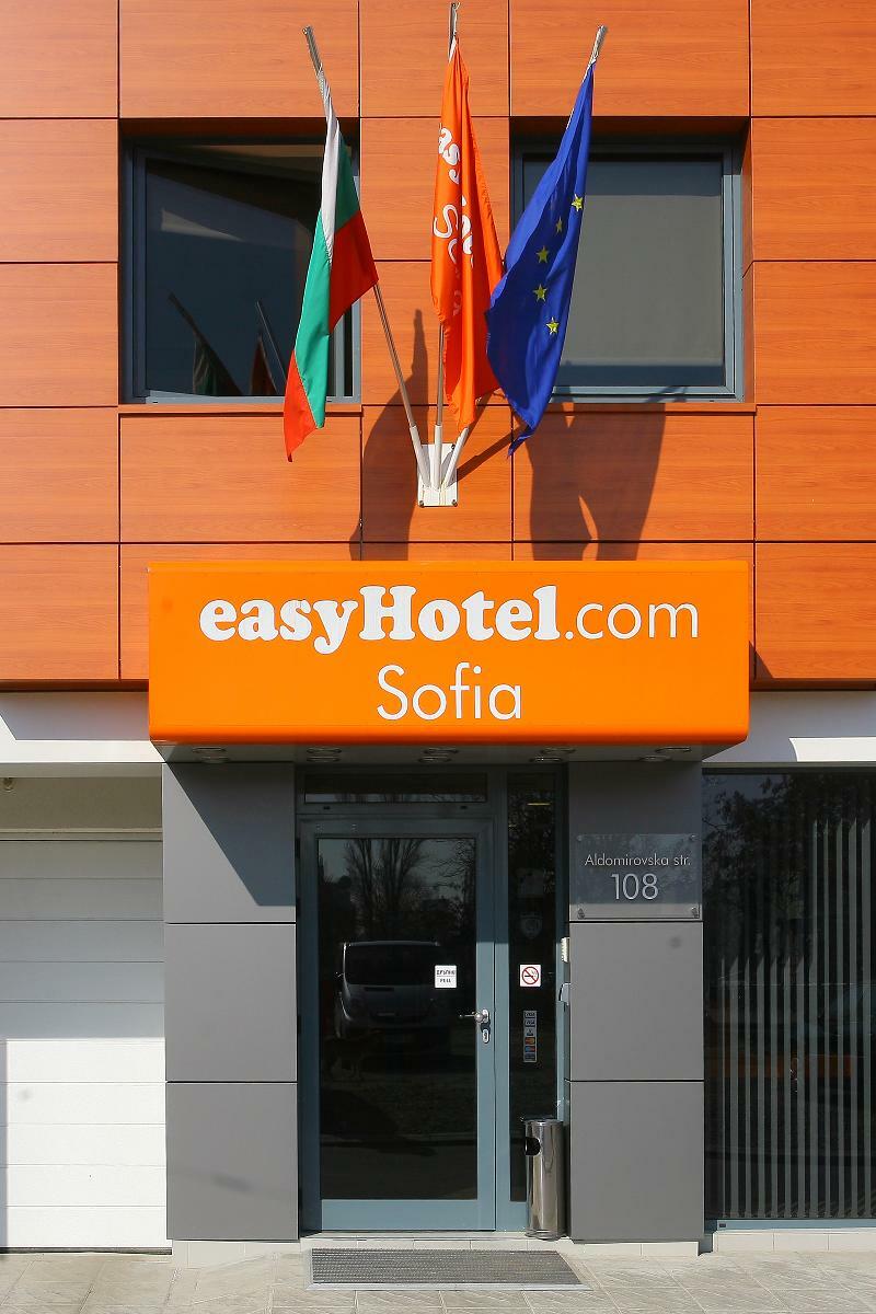 Easyhotel Sofia Exterior photo