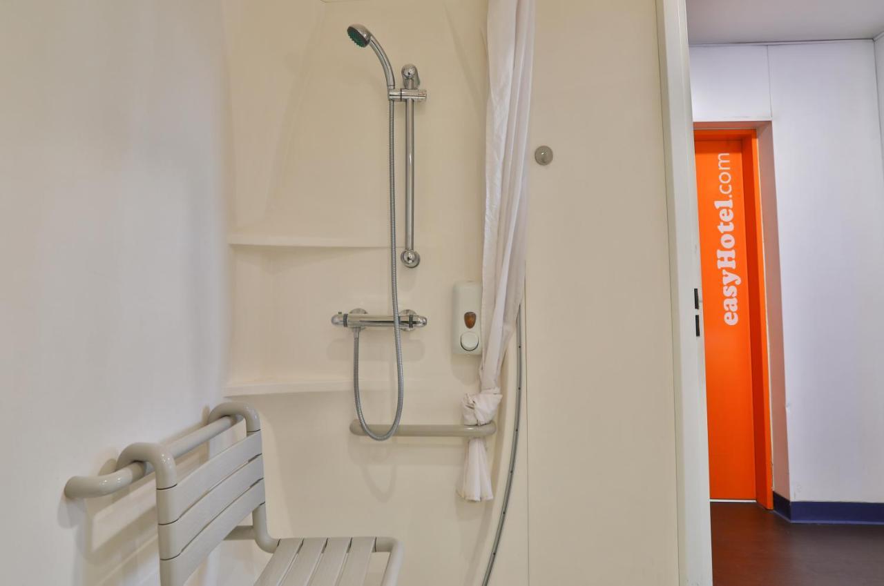 Easyhotel Sofia Exterior photo